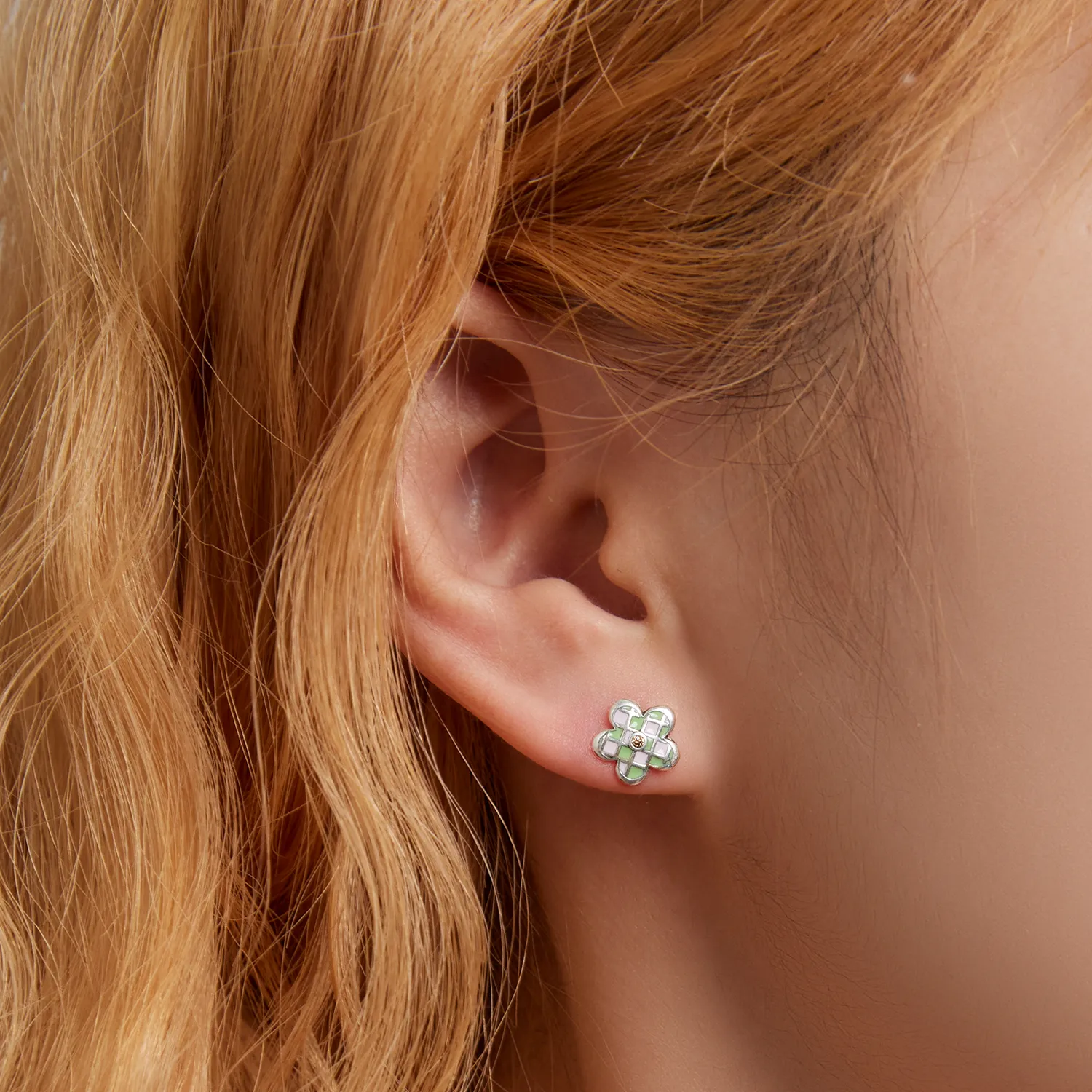 Pandora Style Checkerboard Florets ørepynt - SCE1387