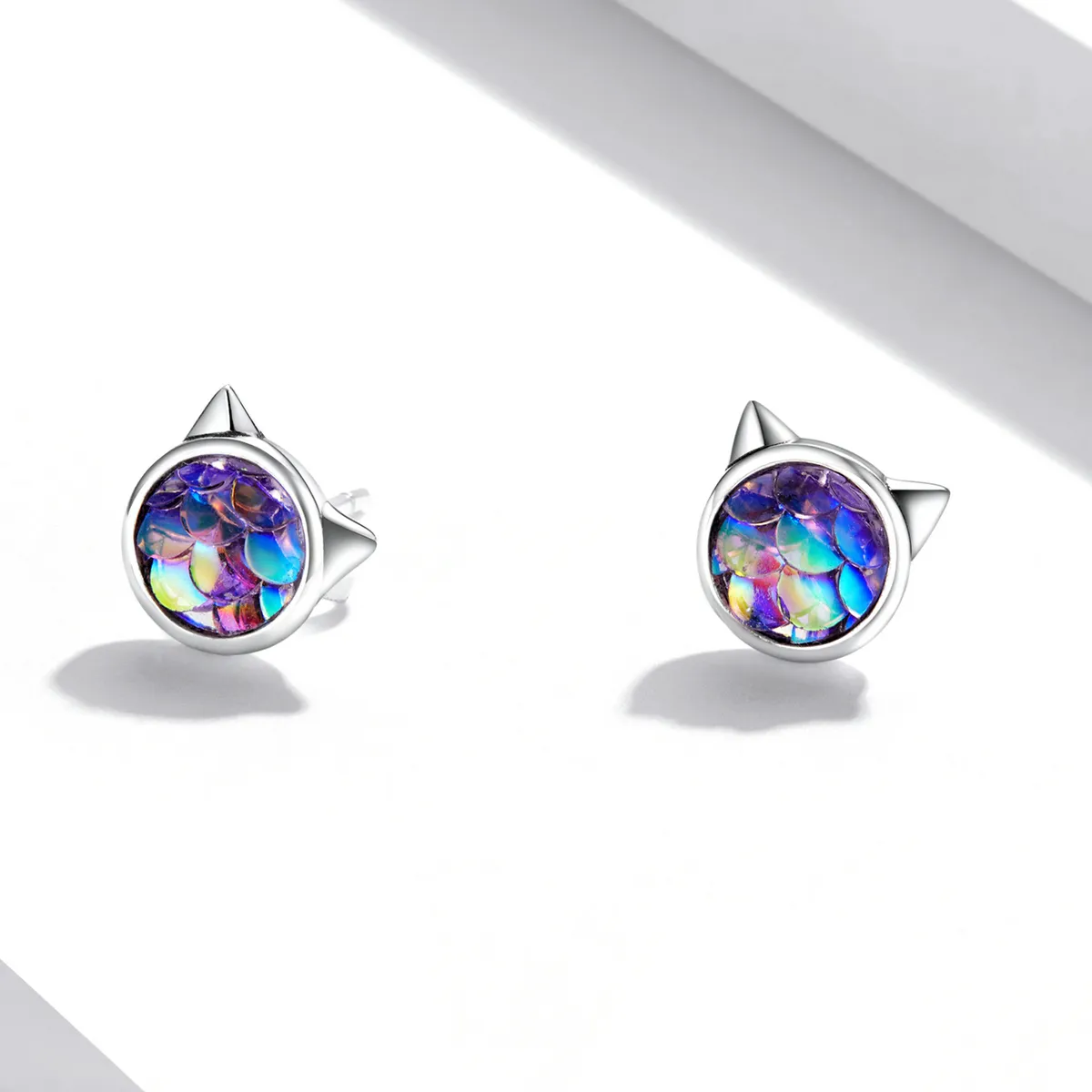 Pandora Style Fish Scale Cat Head Stud øredobber - SCE1301