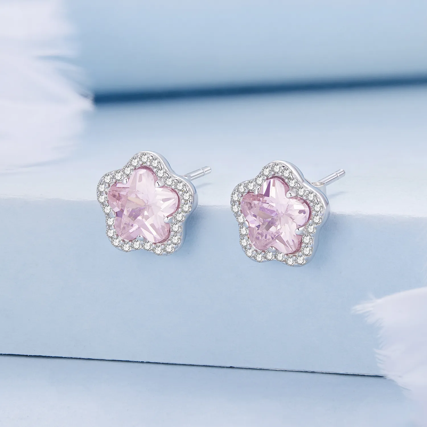 Pandora Style Little Flower Stud øredobber - BSE850