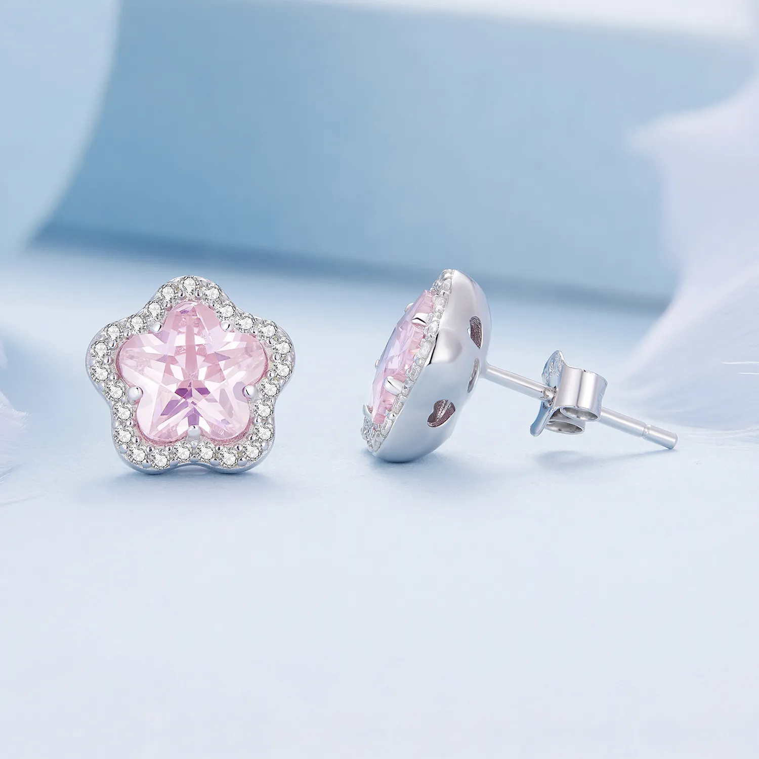 Pandora Style Little Flower Stud øredobber - BSE850