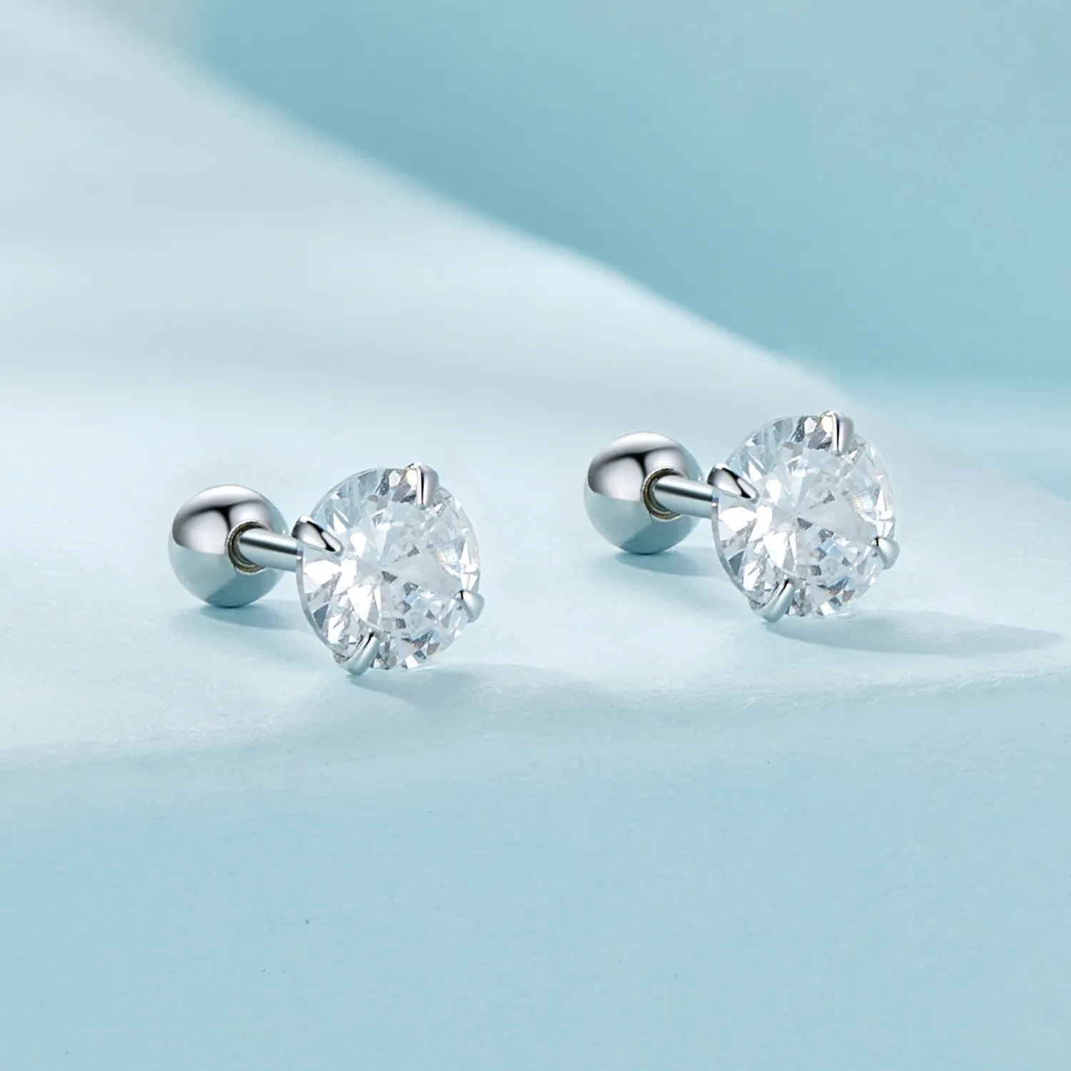 Pandora Style Hvite Zirkonium øredobber - SCE1646-M