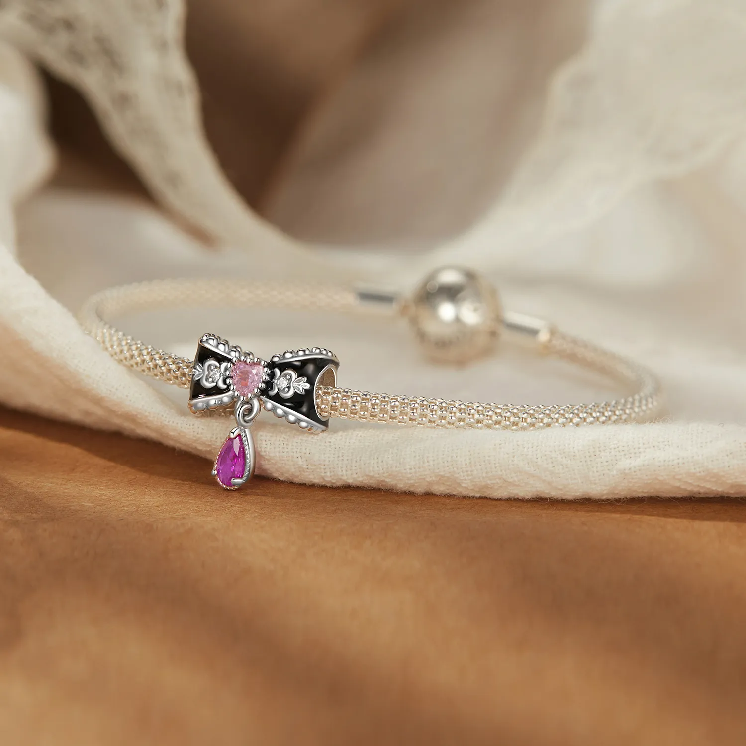 PANDORA Style romantiske sløyfeperler - BSC1055