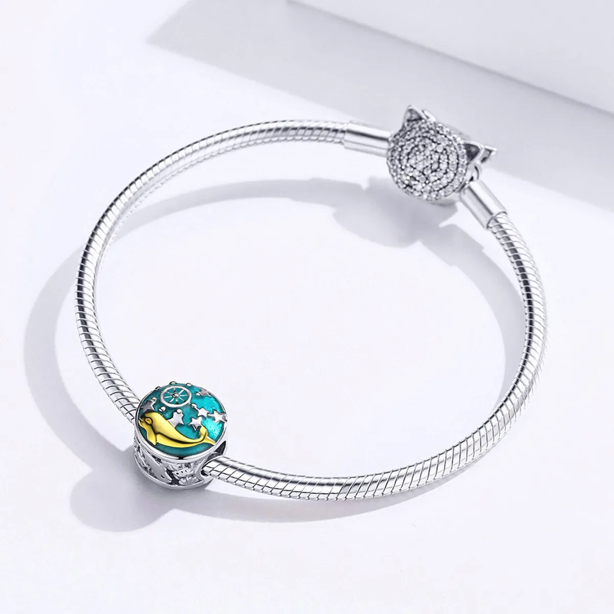 Pandora Style Sølv og Gullbelagt Baby Whale Charm - SCC1296