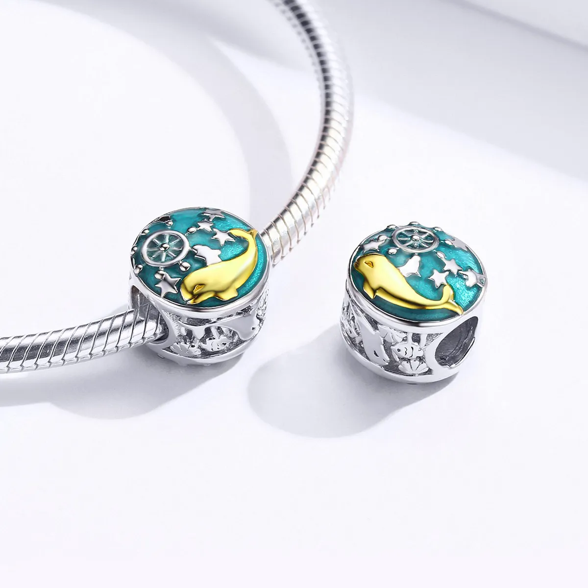 Pandora Style Sølv og Gullbelagt Baby Whale Charm - SCC1296